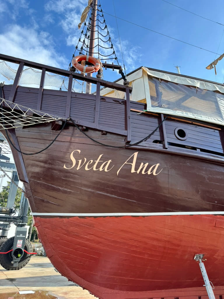 Sveta Ana hull